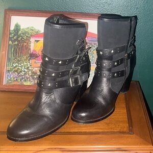 Harley-Davidson Black Studded Strap Ankle Boots